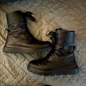 Ladies black Ecco boots size 8-8.5